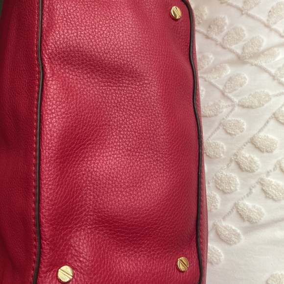NWT Authentic Tory Burch bag  leather magenta color - Picture 4 of 6